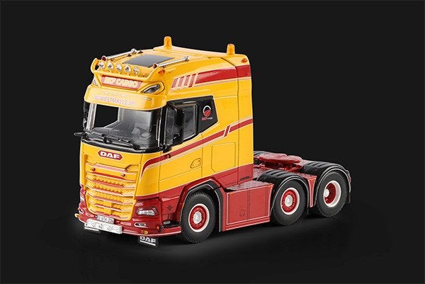 dinsdag leverbaar 01-5215 bkp-cargo daf xg+6x2