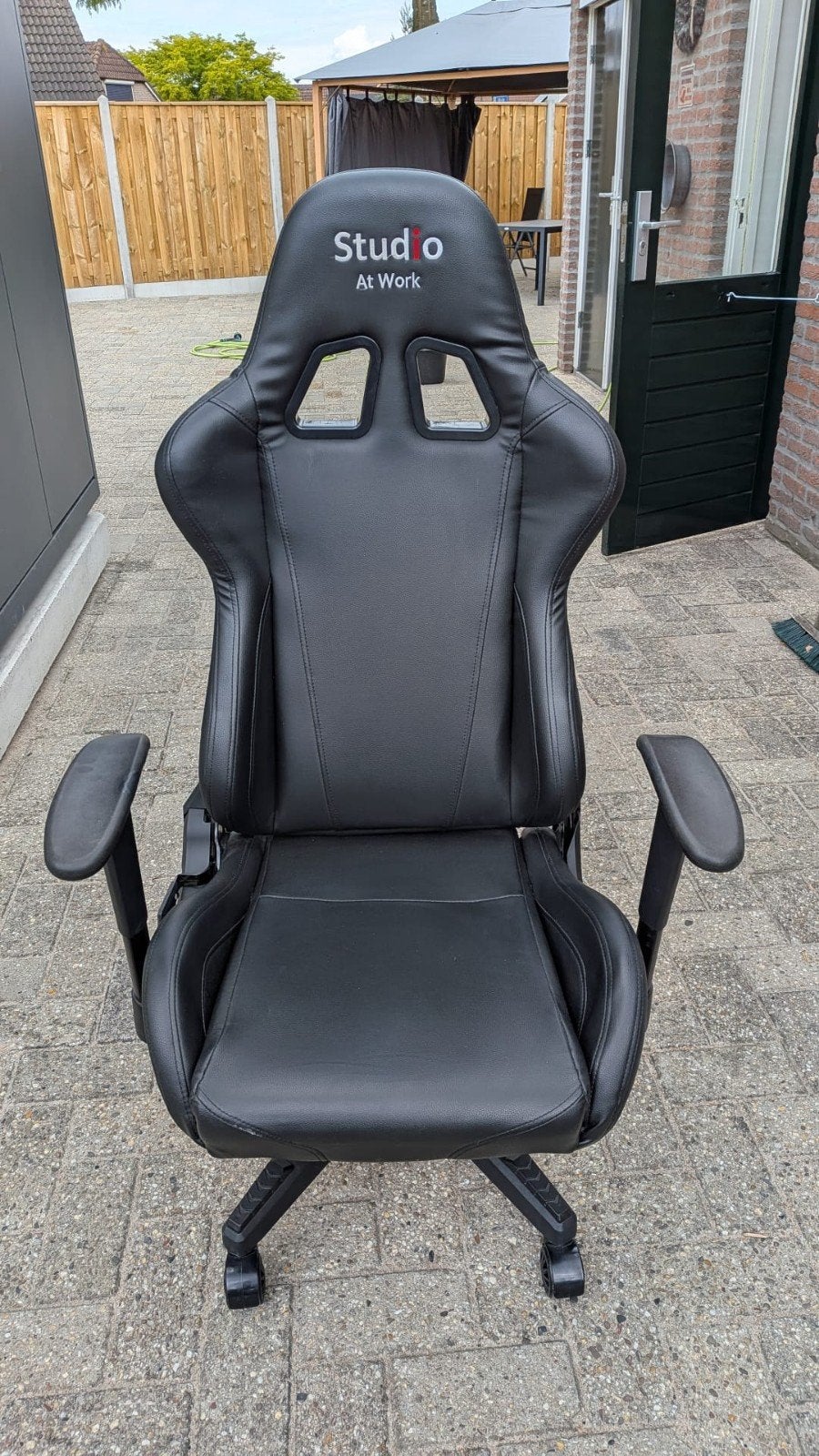 Goede games stoel, Huis en Inrichting, Bureaustoelen, Ophalen, Zwart