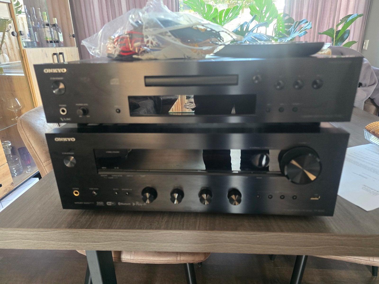 Onkyo TX-8250 Netwerk Stereo Receiver & C-7030 CD-speler, Overige merken, Losse componenten, Ophalen of Verzenden, Zo goed als nieuw