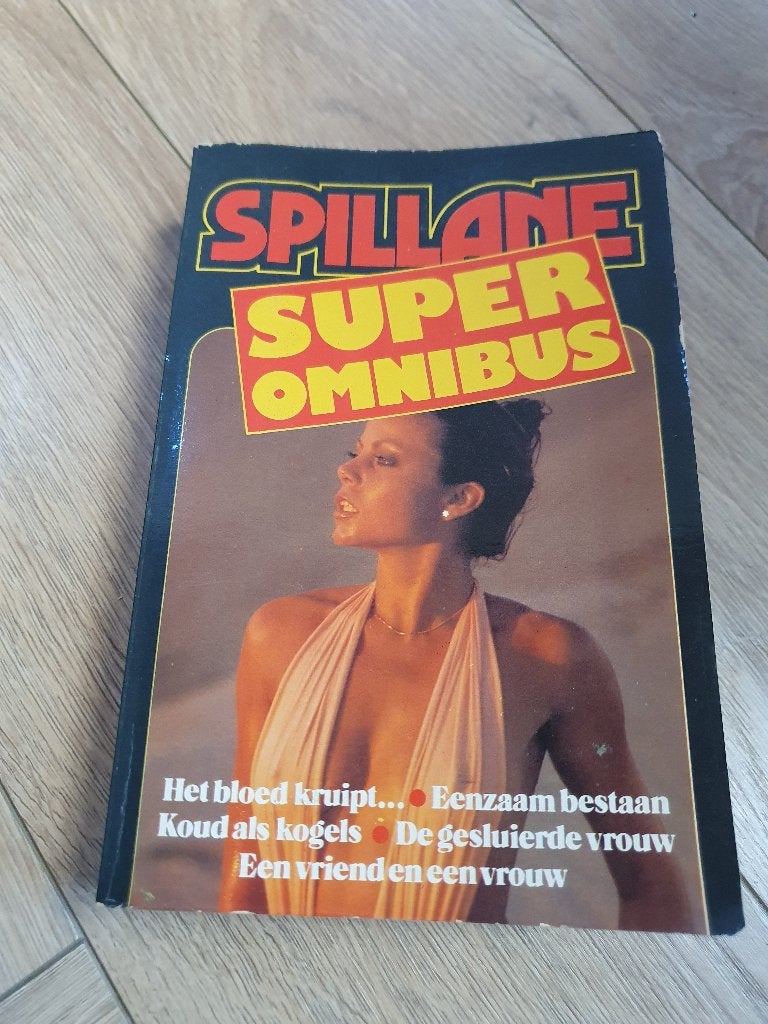 Mickey Spillane – Super Omnibus | 5 misdaadromans in 1 boek, Ophalen of Verzenden, Gelezen, Mickey Spillane