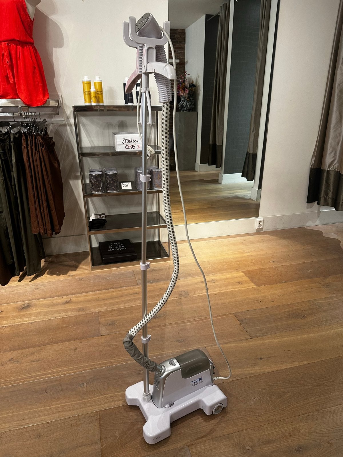 Tobi Platinum kledingstomer - in hoogte verstelbaar, Witgoed en Apparatuur, Stoomapparaten, Ophalen of Verzenden, Gebruikt, Kledingstomer