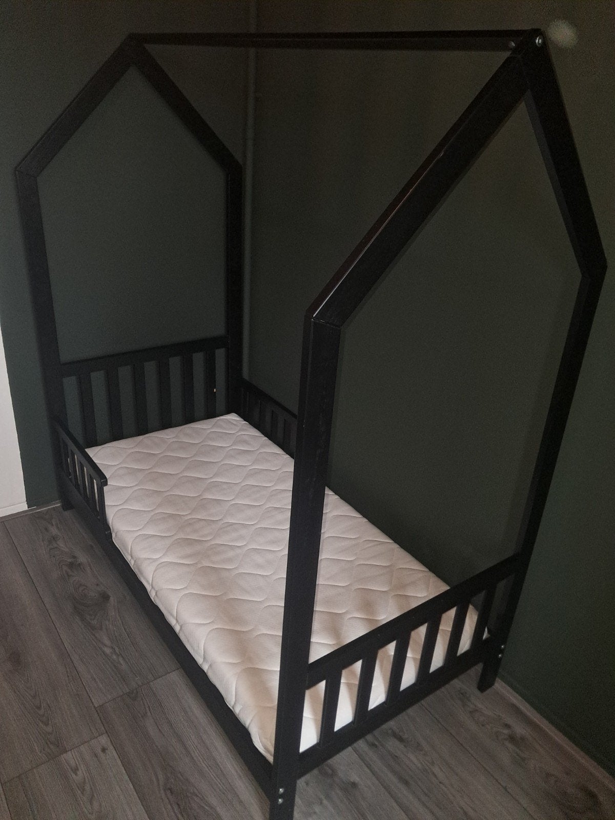 Peuterbed met matras en afritsbare hoes, Gebruikt, 70 tot 85 cm, 140 tot 160 cm, Ophalen