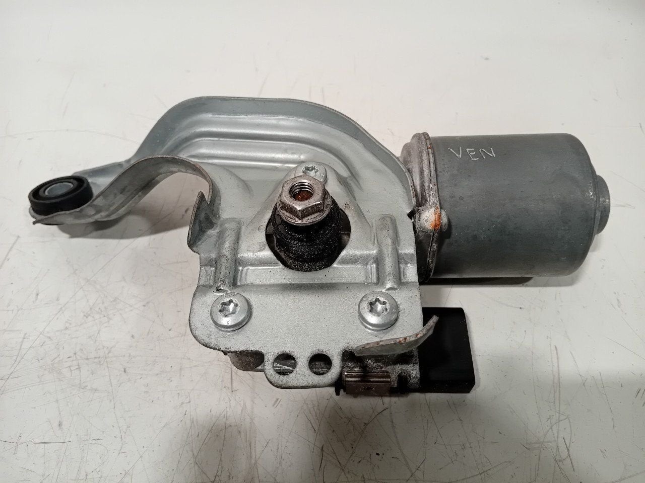 Ruitenwissermotor voor Volkswagen Golf, Onderdelen@venauto.nl, Van der Ven Autorecycling B.V., Gebruikt, Ettenseweg 76, 4706 PB Roosendaal, The Netherlands