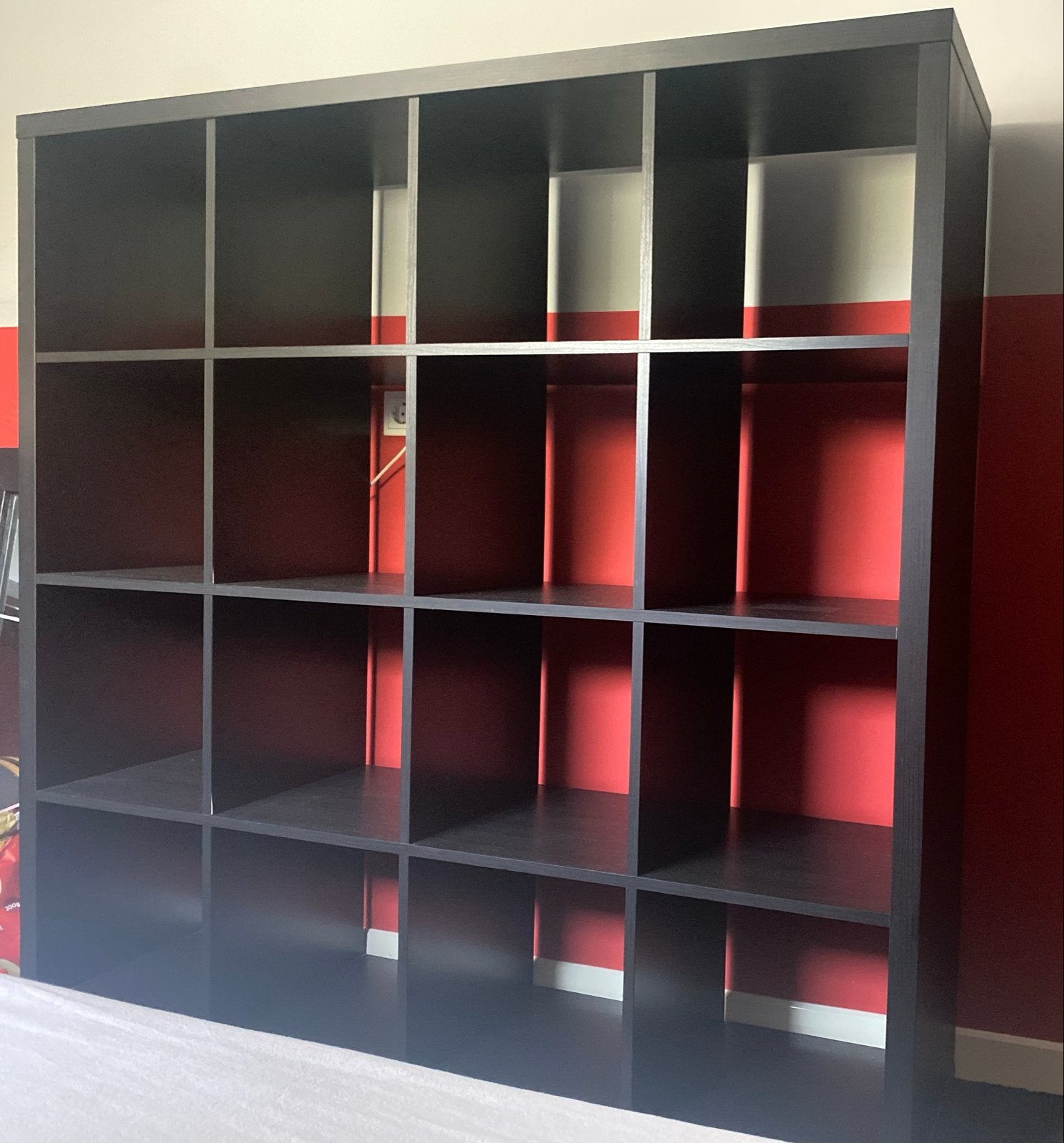 IKEA Kallax kast 4x4 vakken - Zwartbruin, Ophalen, Met plank(en), Gebruikt, 100 tot 150 cm