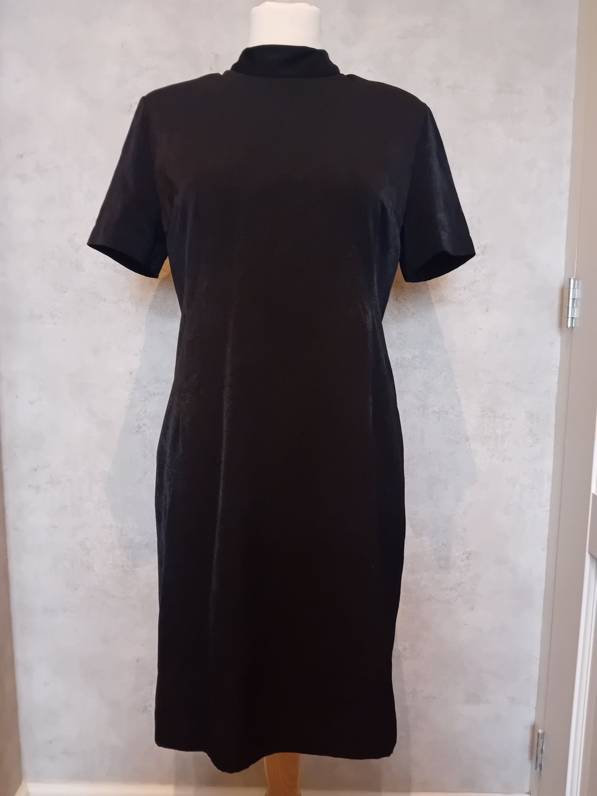 > Prachtig jurkje, Sao Paulo!, Kleding | Dames, Maat 38/40 (M), Zwart, Ophalen of Verzenden, Zo goed als nieuw