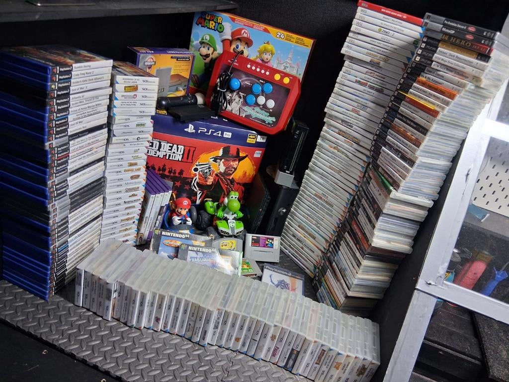 Games+consoles verzameling, Ophalen