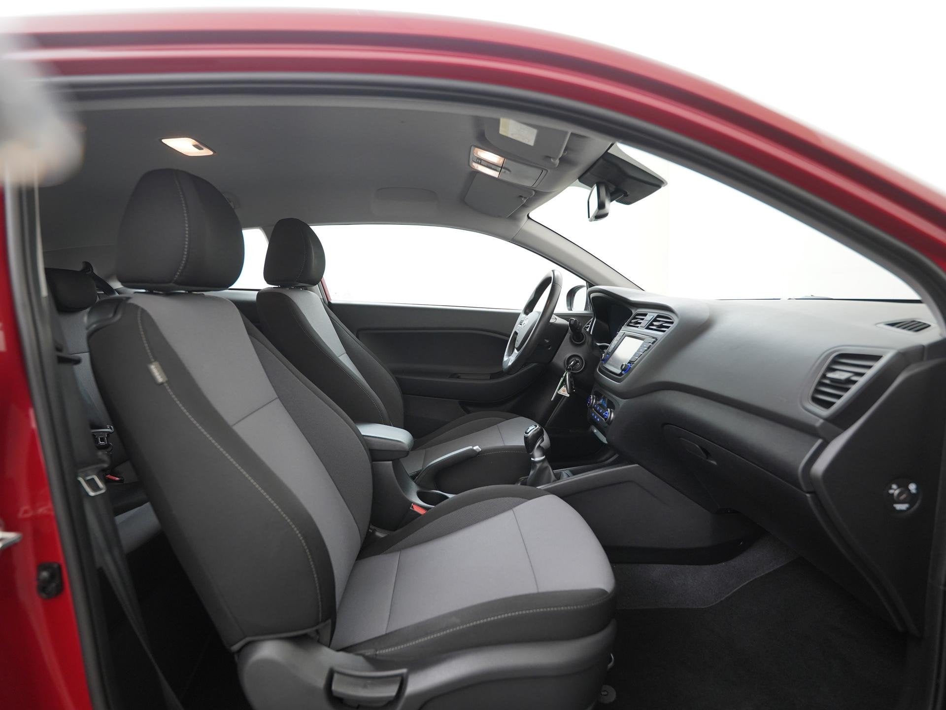 Hyundai i20 Coupé 1.0 T-GDI Comfort | Trekhaak | Camera | N, Auto's, Voorwielaandrijving, 12 maanden, Euro 6, 23 km/l