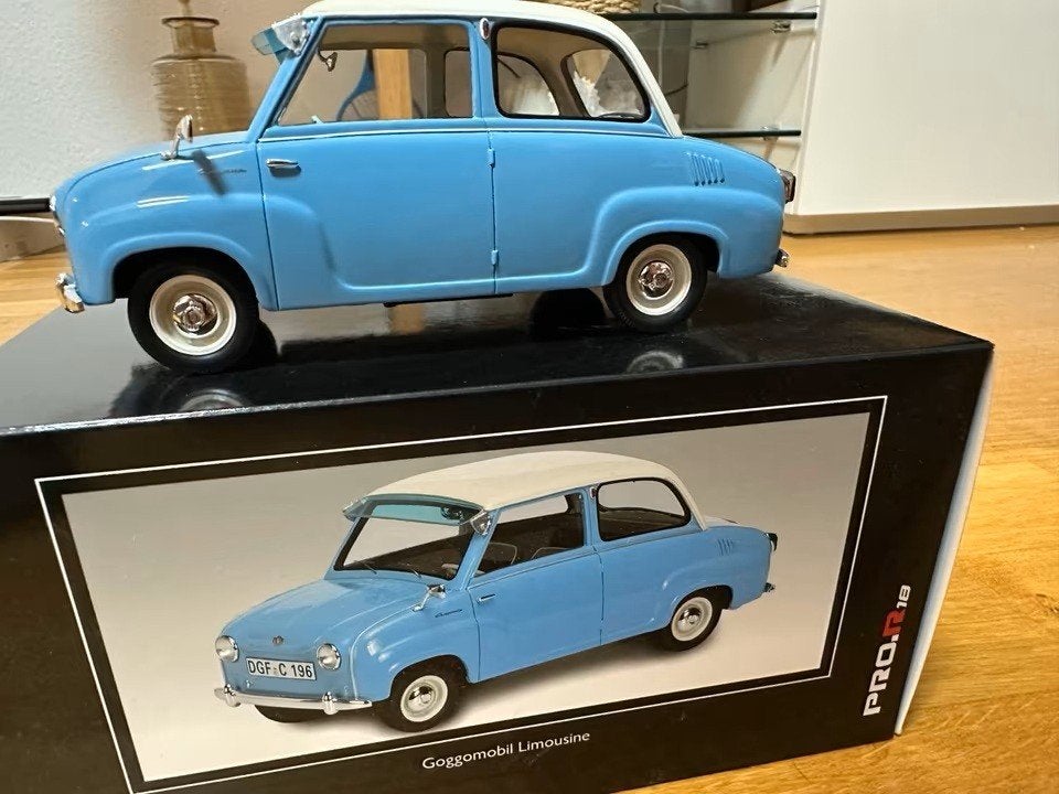 Goggomobil T250 1:18 Schuco, Hobby en Vrije tijd, Modelauto's | 1:18, Ophalen of Verzenden, Zo goed als nieuw, Auto, Overige merken