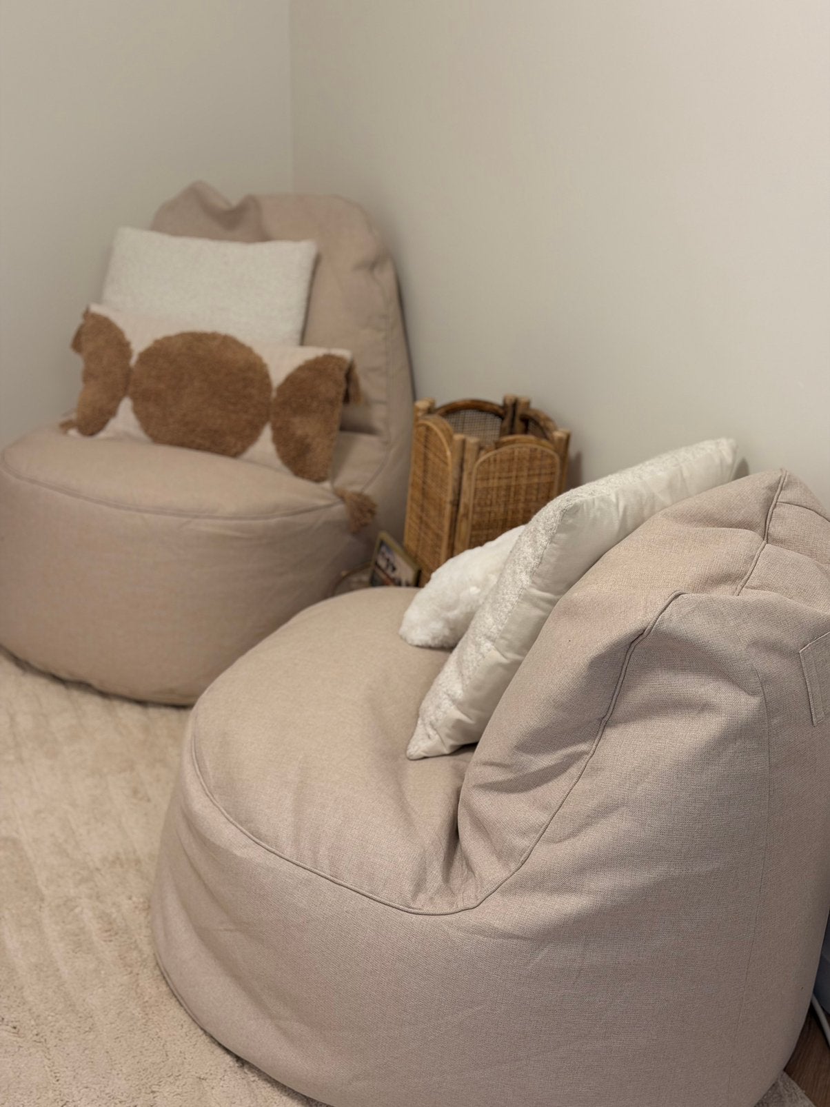 Beige zitzakken, Huis en Inrichting, Zitzakken, Ophalen of Verzenden, Zo goed als nieuw, Beige