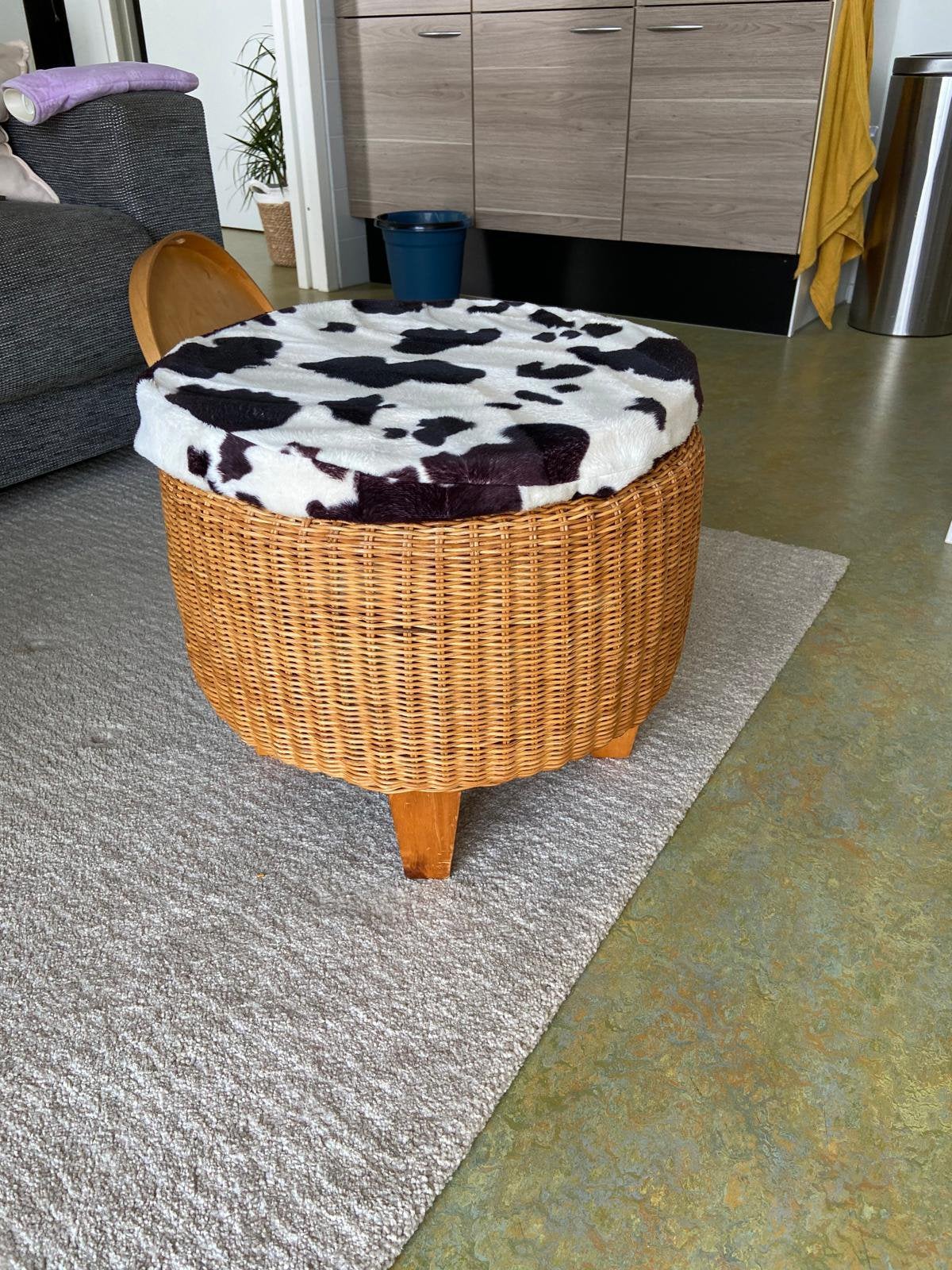 Mooie rotan ikea Hocker als nieuw, Ophalen, Zo goed als nieuw, Rond