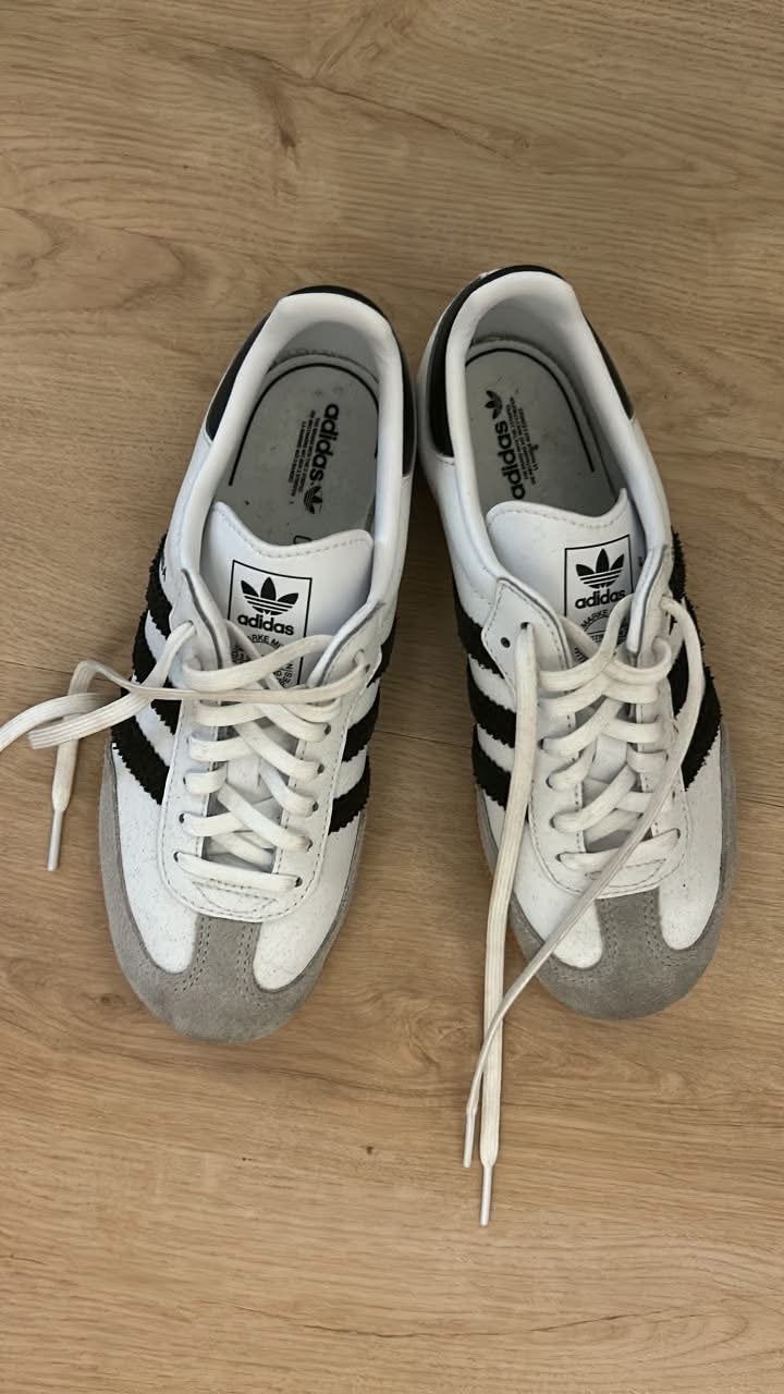 Adidas Samba maat 34, Ophalen of Verzenden, Zo goed als nieuw, Jongen of Meisje, Sportschoenen