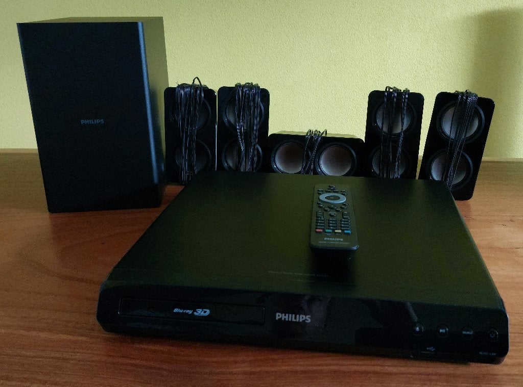 Philips 5.1 home cinema set, Ophalen, Philips, Blu-ray-speler, 70 watt of meer