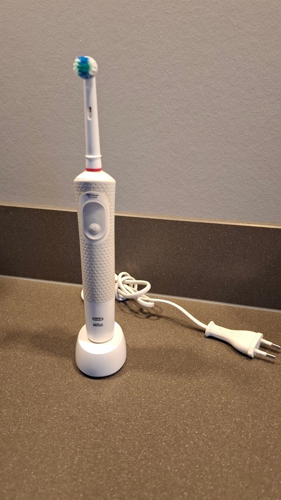 Oral-B Pro Timer 3 STANDEN elektrische tandenborstel met opl, Ophalen of Verzenden, Gebruikt, Mondverzorging