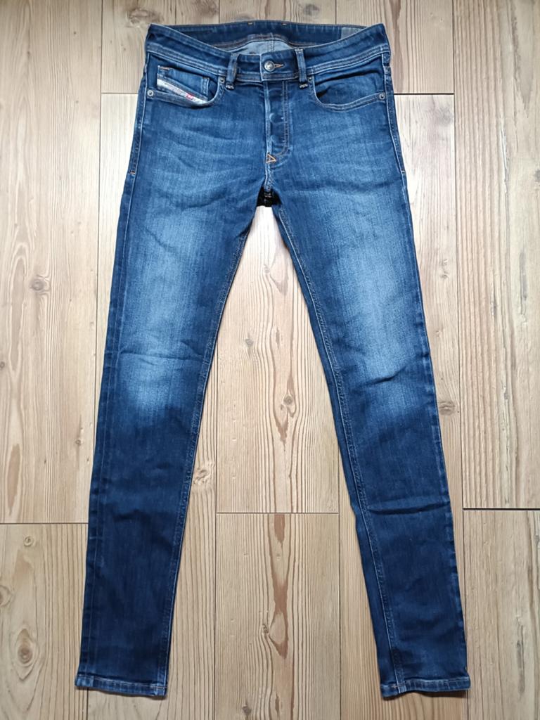Diesel Sleenker maat 30-32, Kleding | Heren, Spijkerbroeken en Jeans, Ophalen of Verzenden, Zo goed als nieuw, Blauw, W32 (confectie 46) of kleiner
