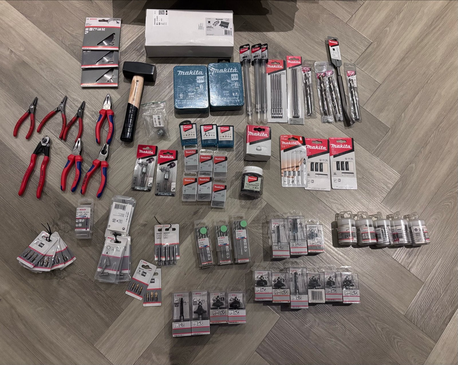 partij nieuw gereedschap: Bosch, Makita, Knipex, Doe-het-zelf en Verbouw, Ophalen of Verzenden, Nieuw, Bitset, Bosch