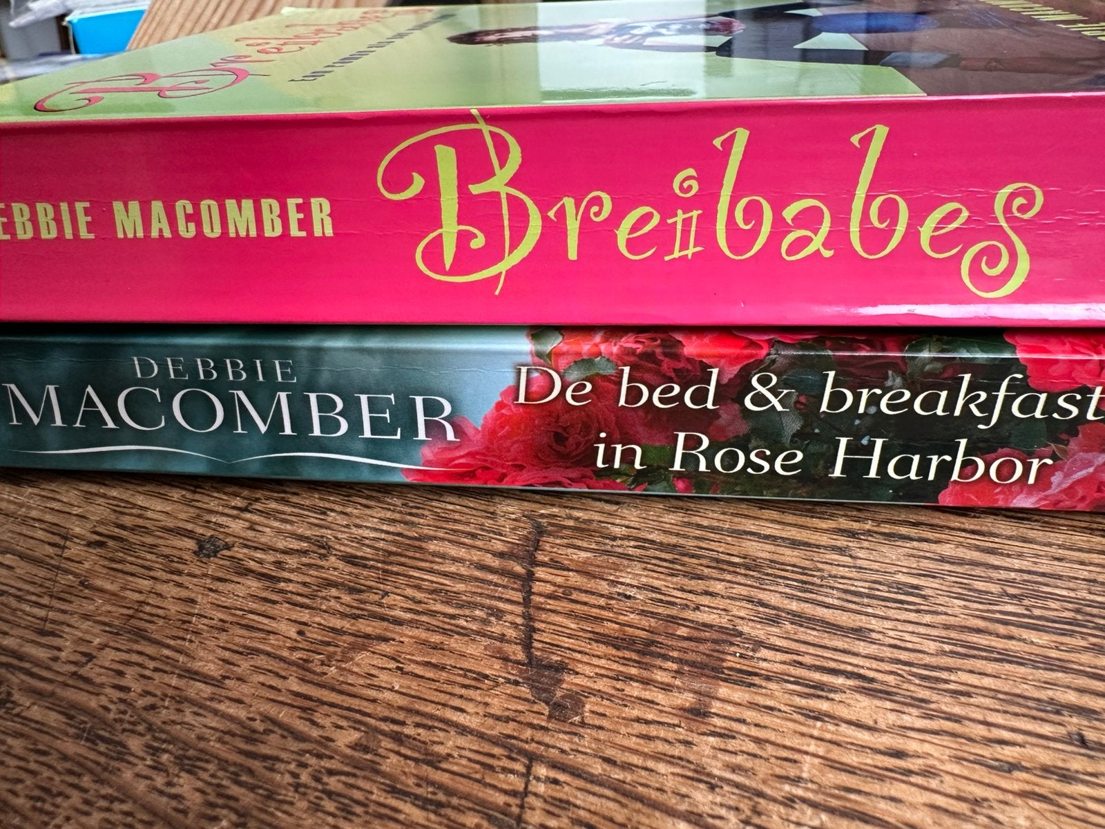 Debbie Macomber: 2 titels, Ophalen of Verzenden, Zo goed als nieuw