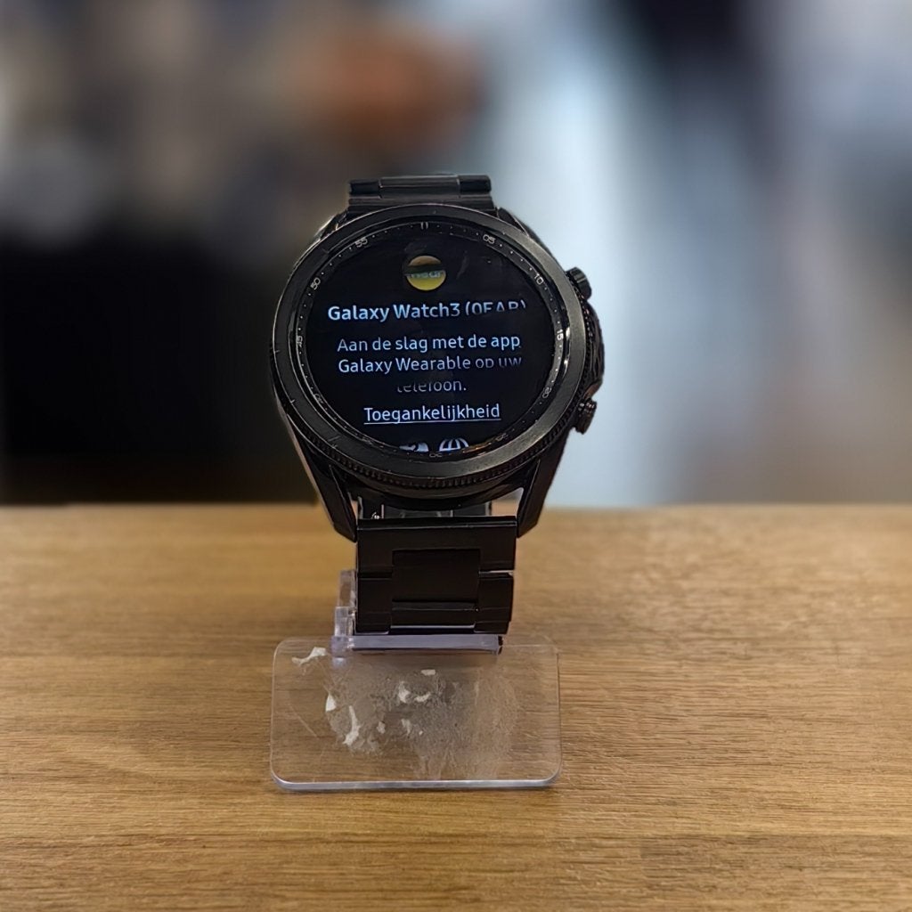 Samsung Galaxy Watch3 45mm Zwart - In Goede Staat, Samsung, Zo goed als nieuw, Support@Samsung.com, 129, Samsung-ro, Yeongtong-gu
Suwon-si, Gyeonggi-do 16677
South Korea