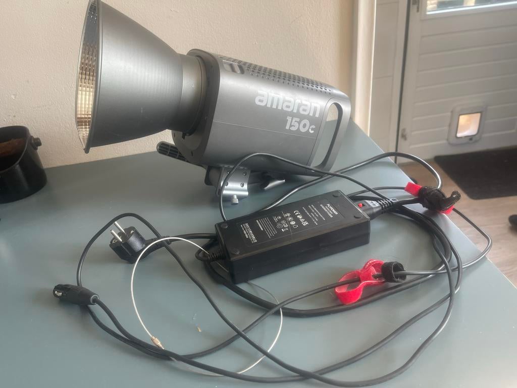 Aputure Amaran 150c, Ophalen of Verzenden, Gebruikt, Video