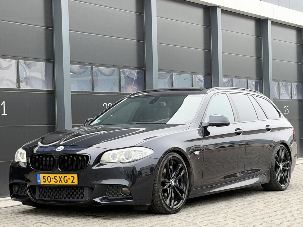 BMW 5 Serie 520d M-Pekket Pano Navi Clima PDC (bj 2011), Auto's, Automaat, Achterwielaandrijving, 1995 cc, 2000 kg
