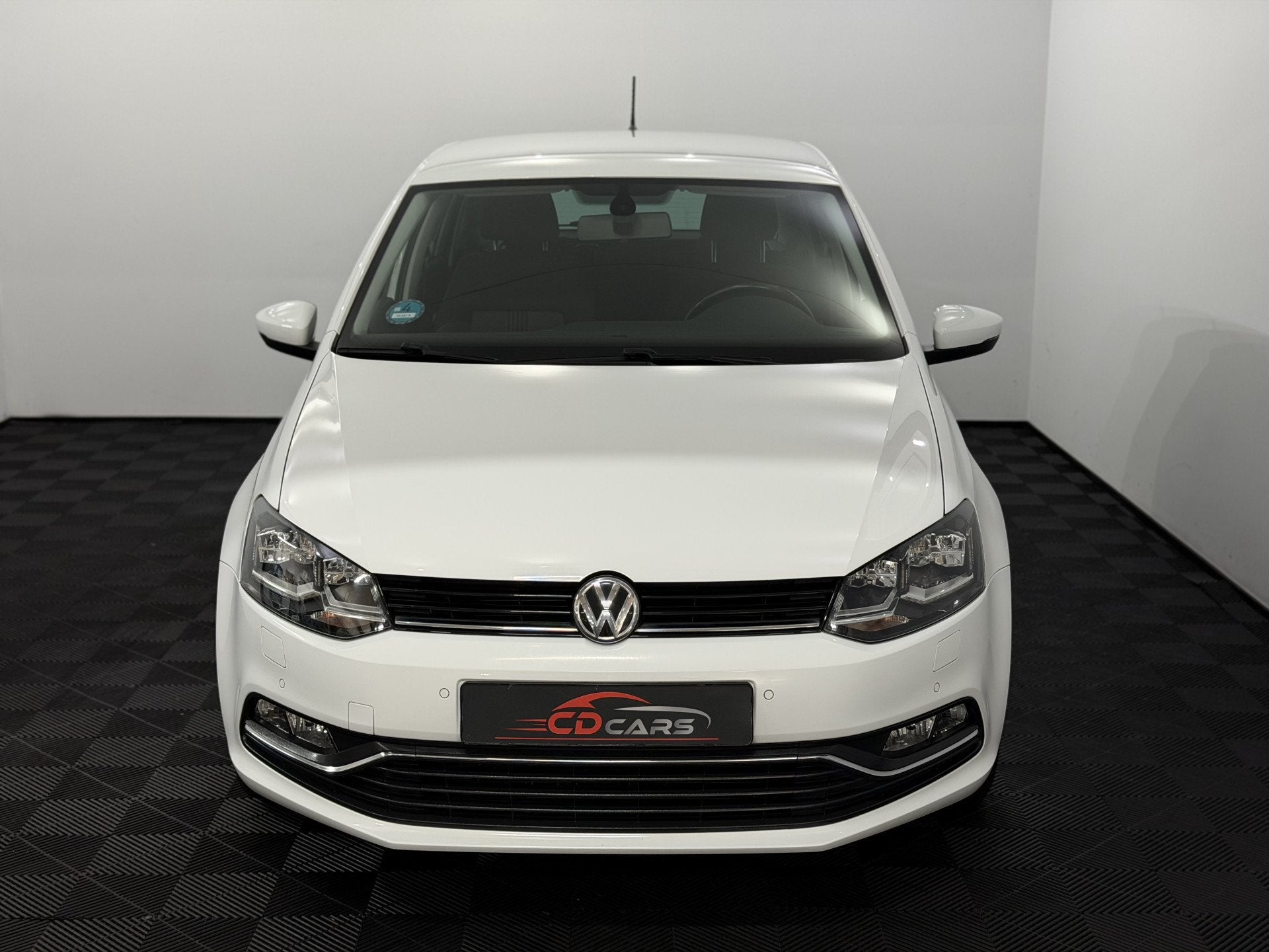 Volkswagen Polo 1.2 TSI Highline Clima, Navi, Parkeersensore, Stof, Euro 6, 4 cilinders, Automatische klimaatregeling