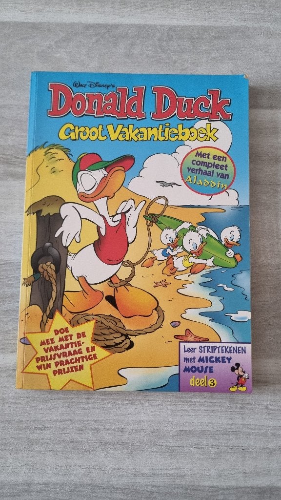Donald Duck vakantie boek, Eén stripboek, Ophalen of Verzenden, Nieuw