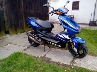 Yamaha aerox gevraagd gezocht, Fietsen en Brommers, Scooters | Yamaha, Ophalen, Zo goed als nieuw, Benzine, Aerox
