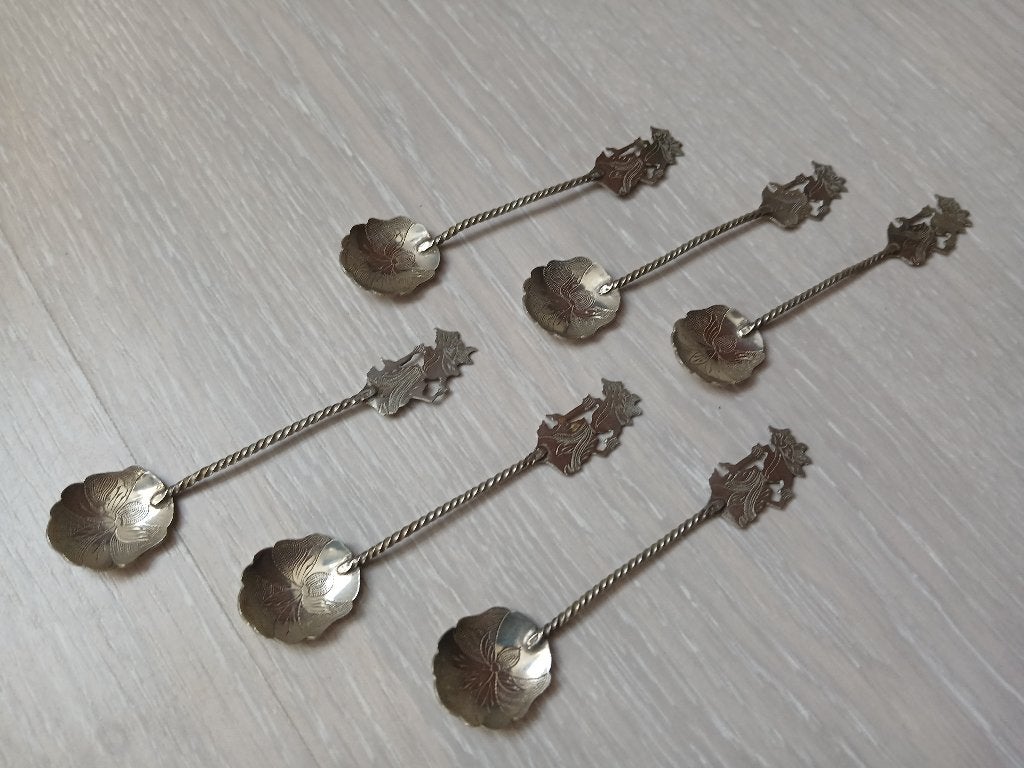 6x Antieke Indonesische Djokja zilveren suikerlepeltjes, Antiek en Kunst, Ophalen of Verzenden, Zilver