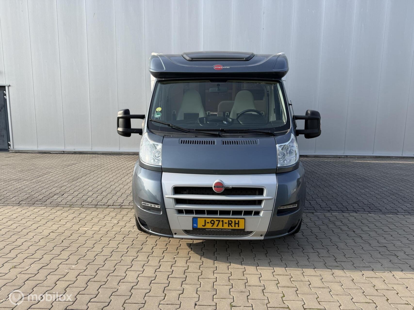 Bürstner Nexxo T 685 Special Edition Queensbed Maxxfan, Caravans en Kamperen, Campers, Koelkast, 6 tot 7 meter, Bedrijf, Bürstner