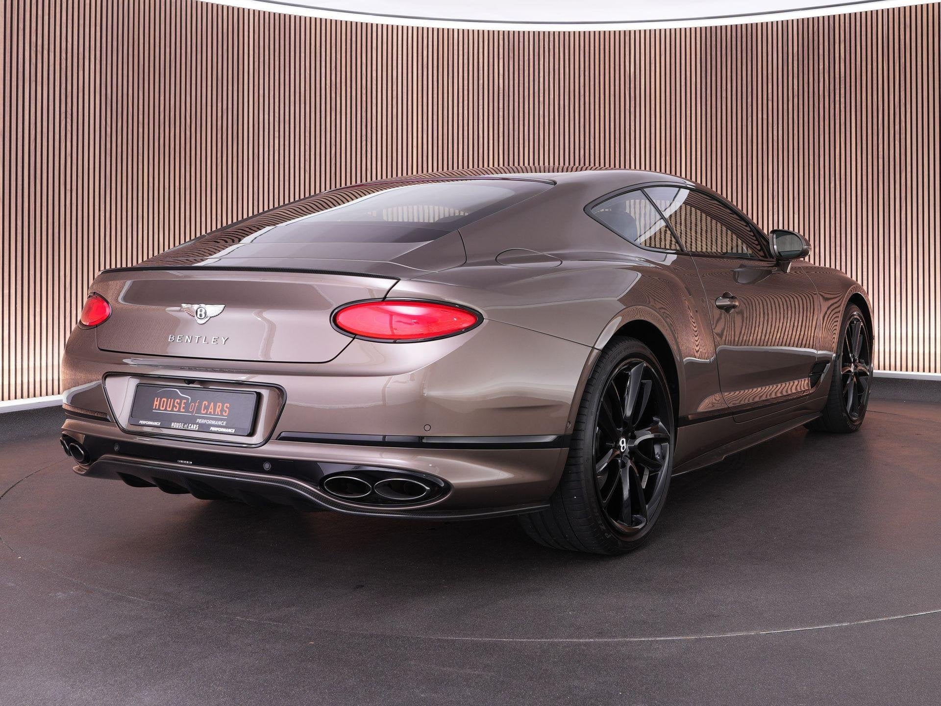 Bentley Continental GT 4.0 V8 550pk |Blackline|B&O|Mulliner, Auto's, Bentley, Automaat, Bruin, Leder, 3996 cc
