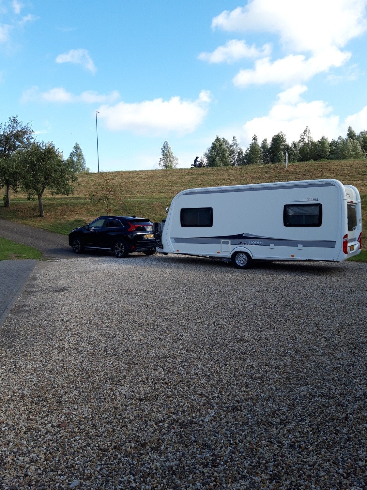 Hobby caravan met ruime indeling en comfortabele bedden, Rondzit, Hobby, Tot en met 4, 2 aparte bedden