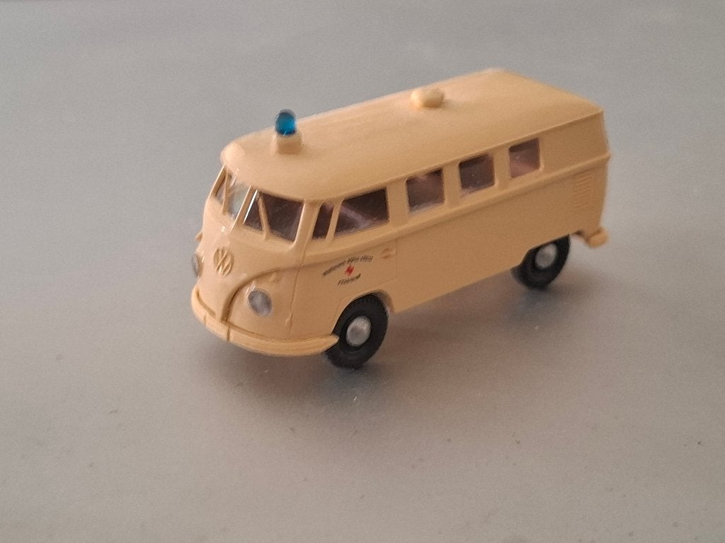 1:87 Volkswagen VW T1 Rode Kruis Brekina € 7, Verzenden, Zo goed als nieuw, Auto, Brekina