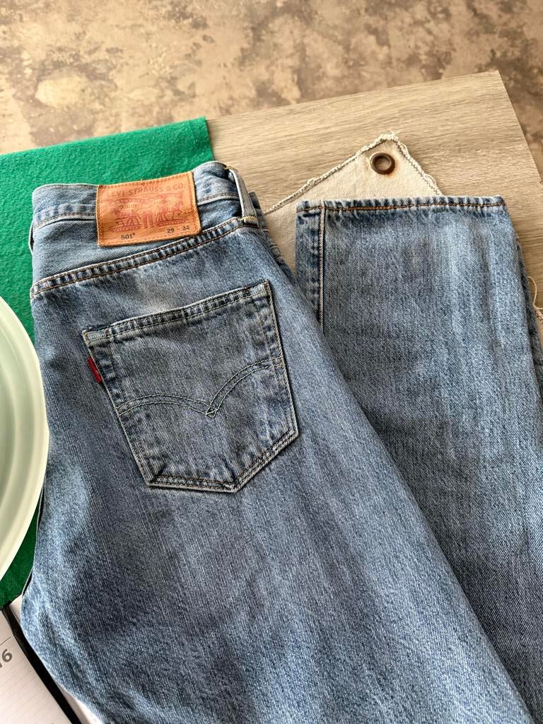 Levi Strauss & CO 501 Jeans - W29 L32, Ophalen of Verzenden, Gedragen, Blauw, W28 - W29 (confectie 36)
