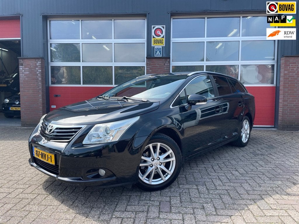 Toyota Avensis Wagon 2.0 VVTi Business, Trekhaak, Leer, Crui, Auto's, Toyota, Voorwielaandrijving, Euro 5, Zwart, 4 cilinders