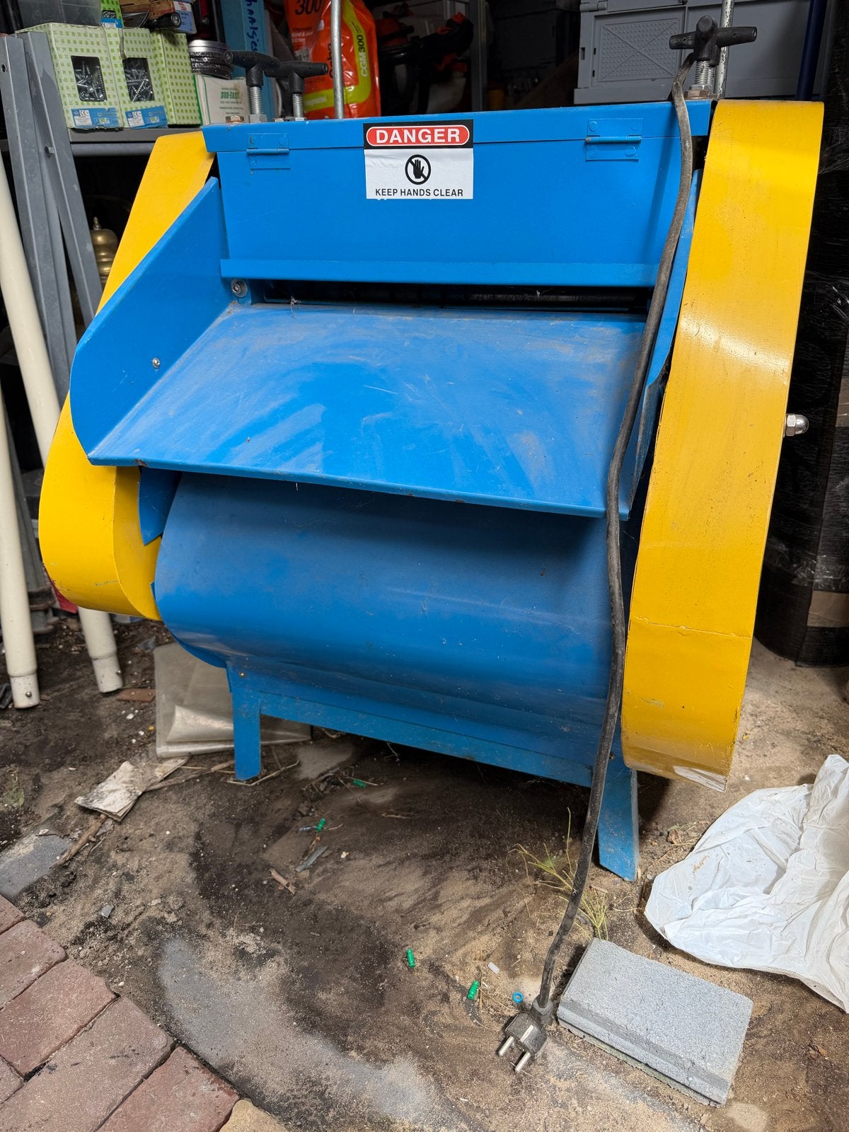 Kabelstripmachine voor koperdraad, Ophalen