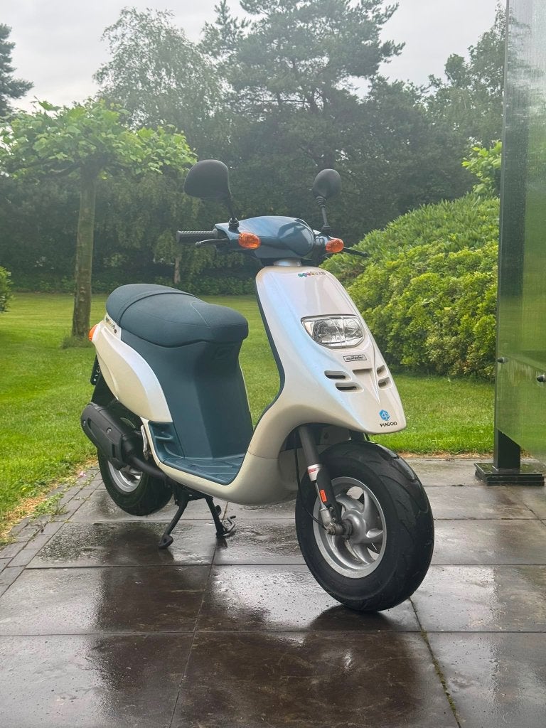 ⭐️Piaggio Typhoon 50cc 2 takt Parelmoer Uniek 7514 km⭐️, Fietsen en Brommers, Scooters | Piaggio, Niet ingevuld, Niet ingevuld
