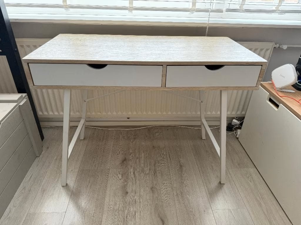 Bureau scandinavisch design met lade, Ophalen, Gebruikt, Scandinavisch, Hout