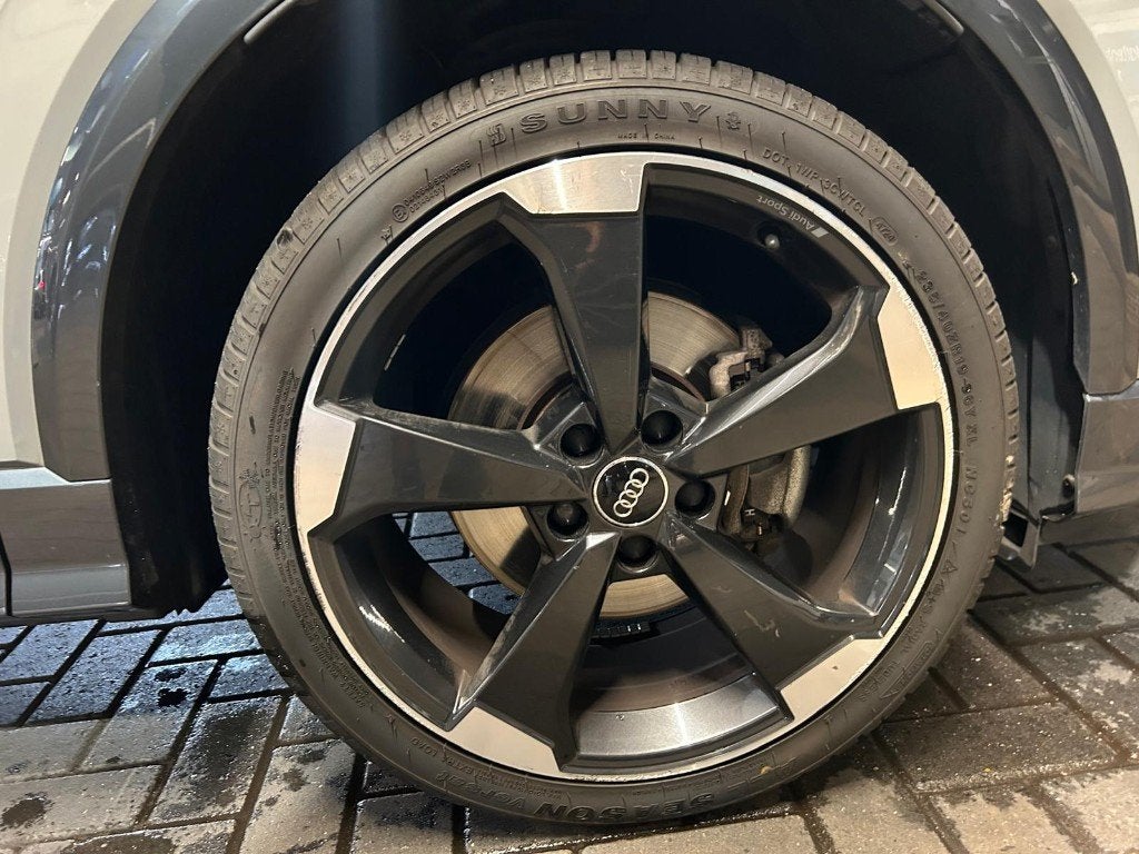 Audi Q2 1.4 Tfsi CoD 150pk S Tronic 2018 Grijs, Auto's, Euro 5, 4 cilinders, Leder en Stof, Origineel Nederlands