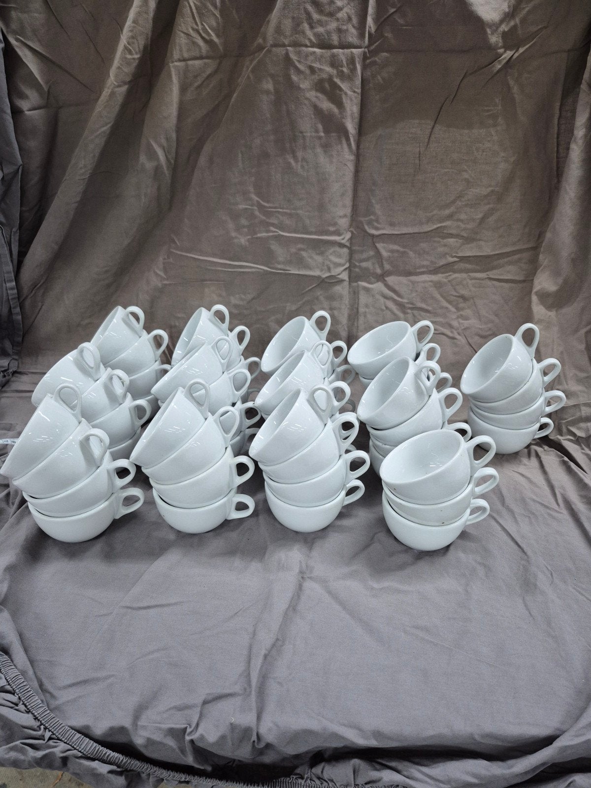 62x Jos ten Berg Nova hotelporselein koffiekop met schotel, Ophalen, Porselein, Overige stijlen, Kop(pen) en/of Schotel(s)