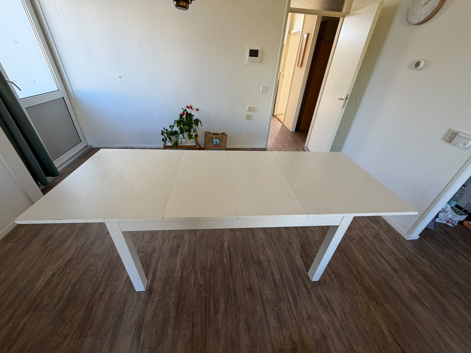 IKEA uitschuifbare eettafel / witte uittrektafel, Huis en Inrichting, Ophalen, Zo goed als nieuw