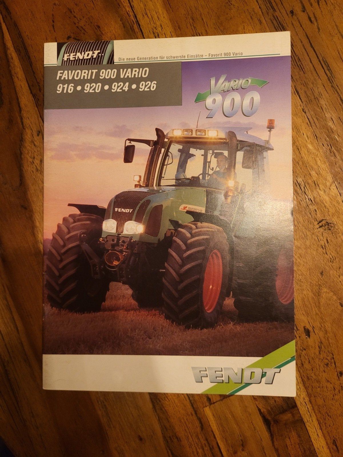 tractor folder Fendt Favorit 900 VARIO 916 920 924 926, Ophalen of Verzenden