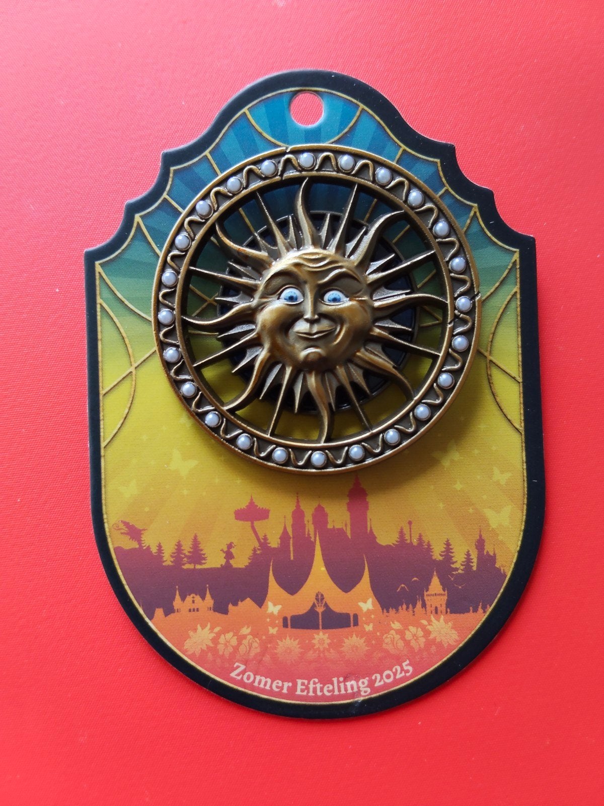 Efteling Zomer 2025 Zon Pin - Nieuw, Verzamelen, Efteling, Ophalen of Verzenden