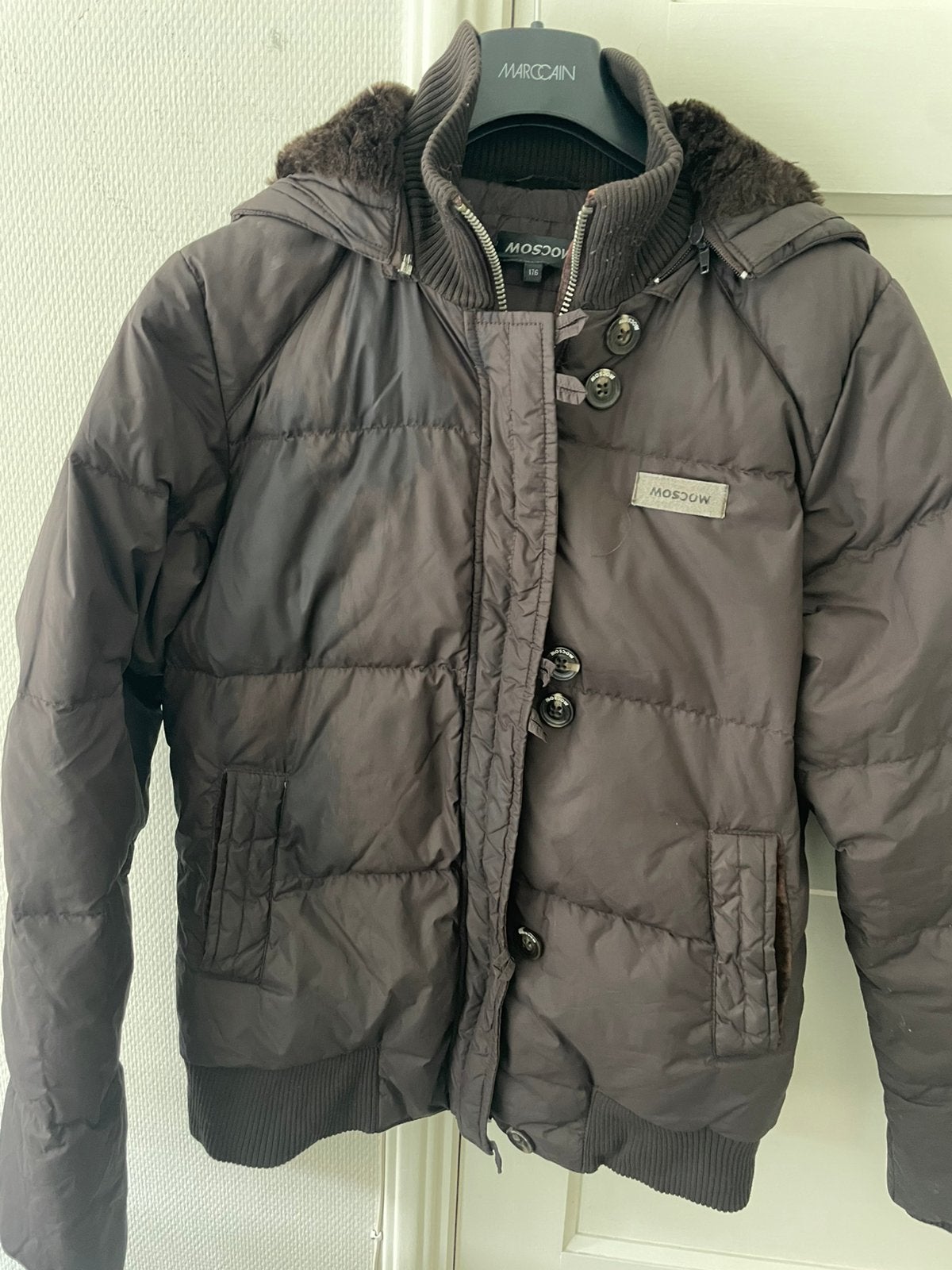 Te koop: winterjas, Moscow, bruin, maat S, Kleding | Dames, Ophalen of Verzenden, Zo goed als nieuw, Maat 38/40 (M), Bruin