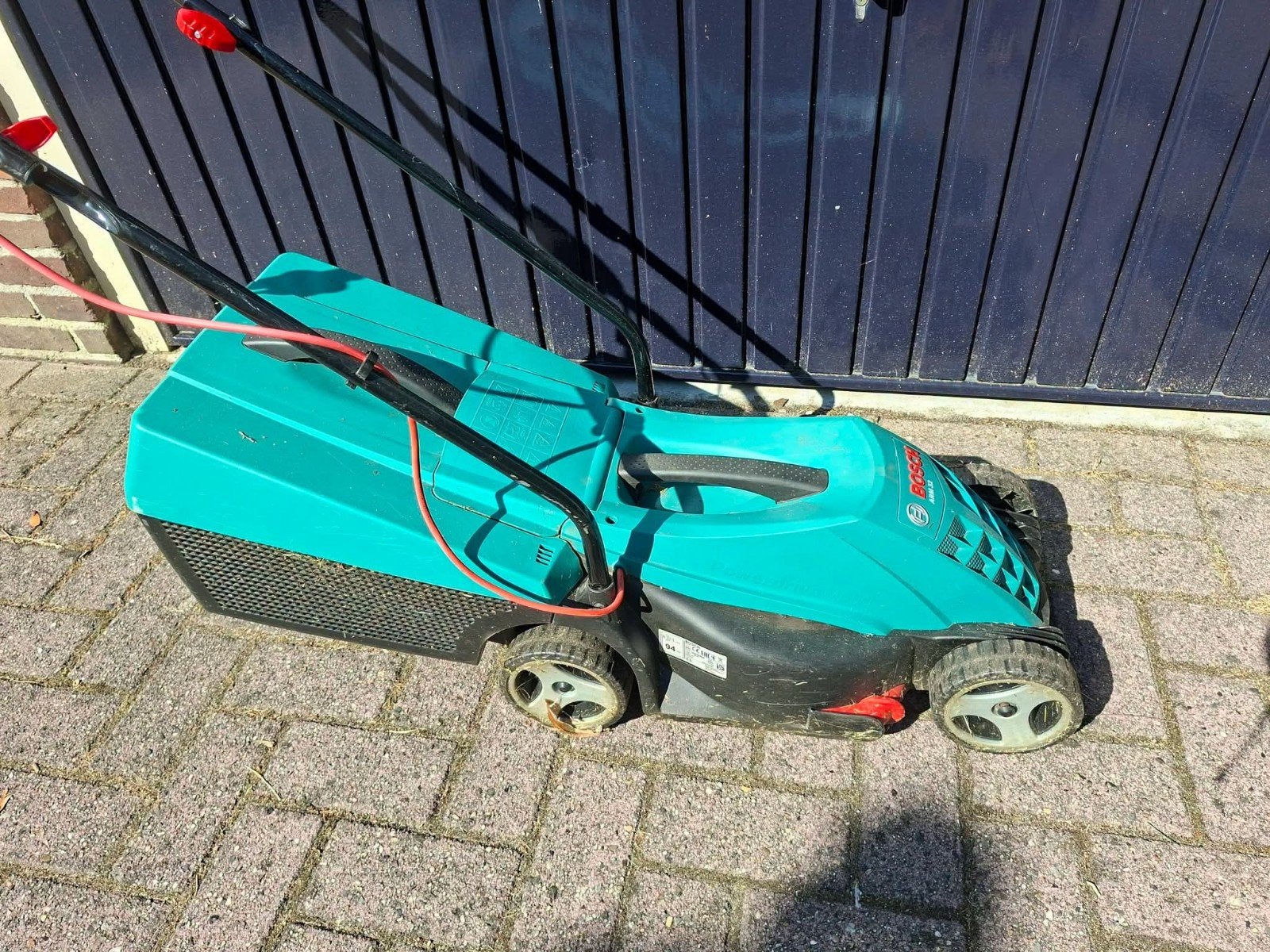 Bosch grasmaaier, Ophalen, Gebruikt, Elektrische grasmaaier, Opvangbak