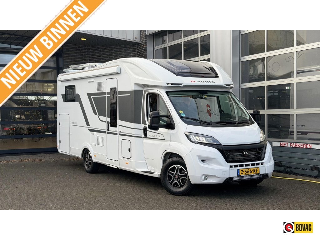 Adria Matrix 670 SC Aut, incl offgrid pakket, Automaat, Fiat, 7 tot 8 meter, Diesel