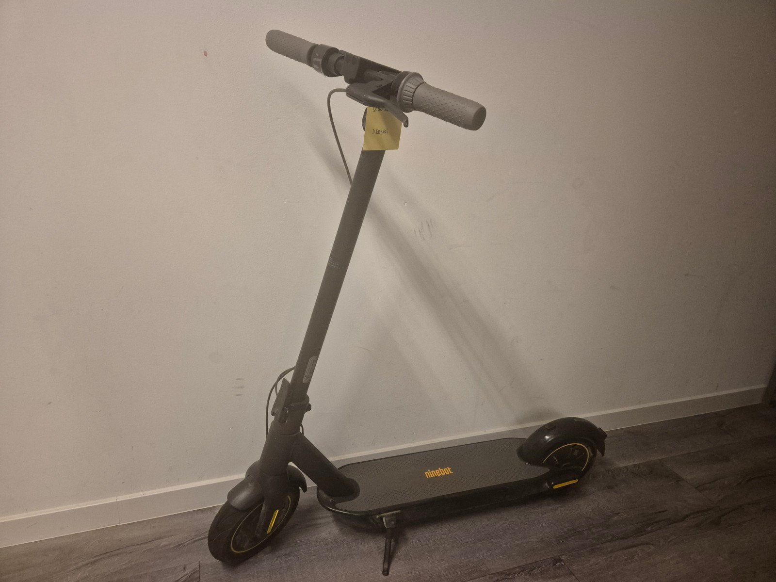 Segway Ninebot G30 Max, Fietsen en Brommers, Steps, Zo goed als nieuw, Elektrische step (E-scooter), Ophalen