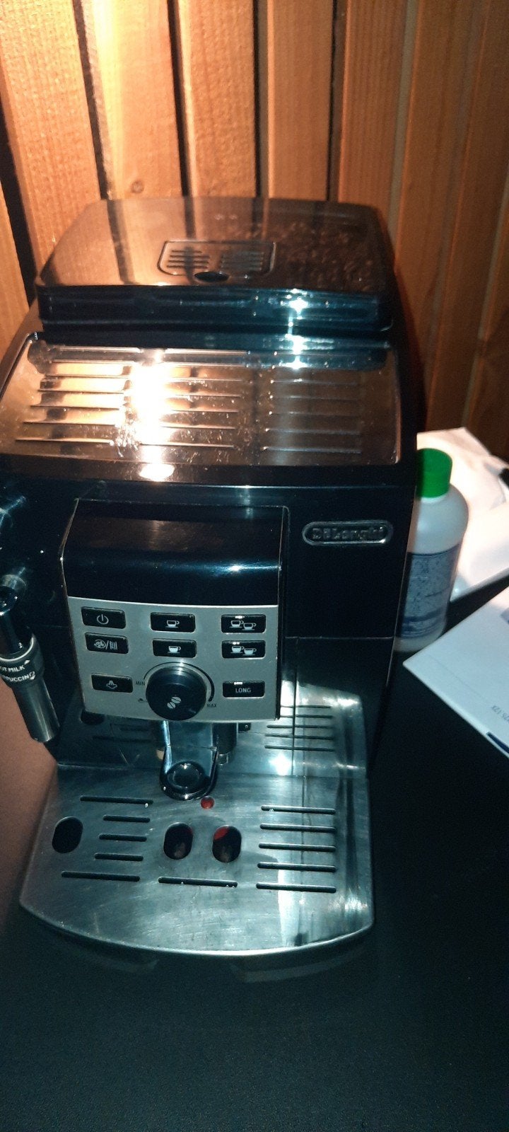 De'Longhi ECAM23.12X Koffiemachine, Witgoed en Apparatuur, Ophalen, Gebruikt, Koffiemachine, Koffiebonen