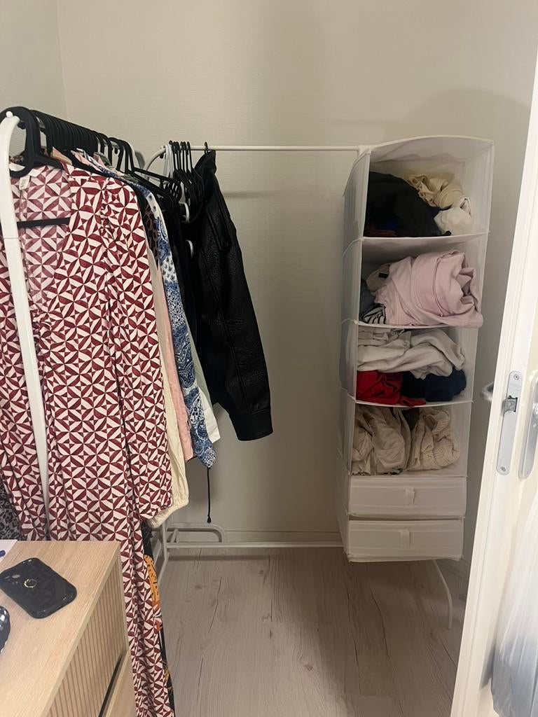 IKEA clothing rack and organizer, Kleding | Dames, Kledingrekken, Ophalen, Zo goed als nieuw