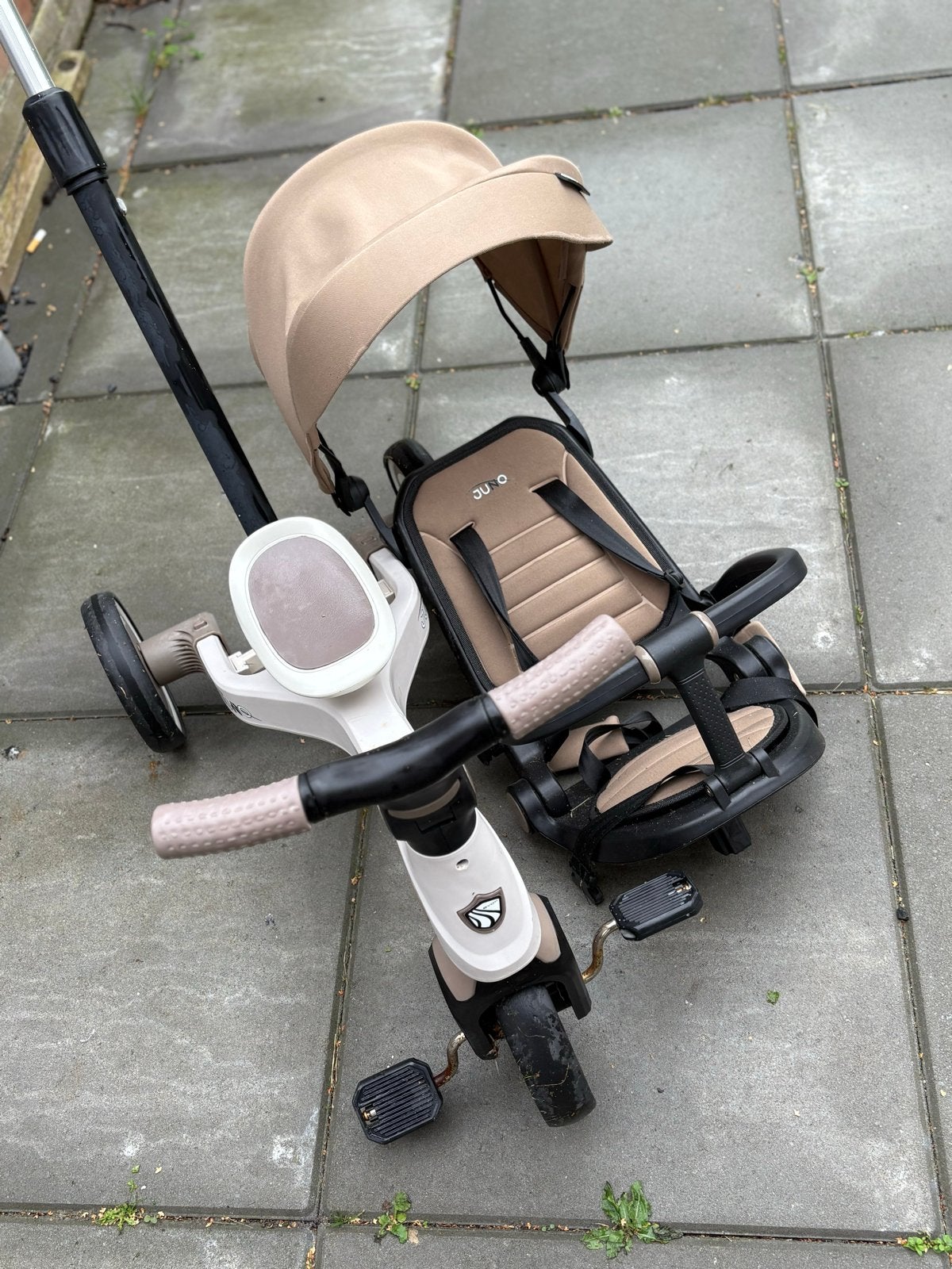 Juno 3-in-1 Driewieler met Duwstang en Zonnekap, Terugtraprem, Zijwieltjes, Gebruikt, Ophalen of Verzenden