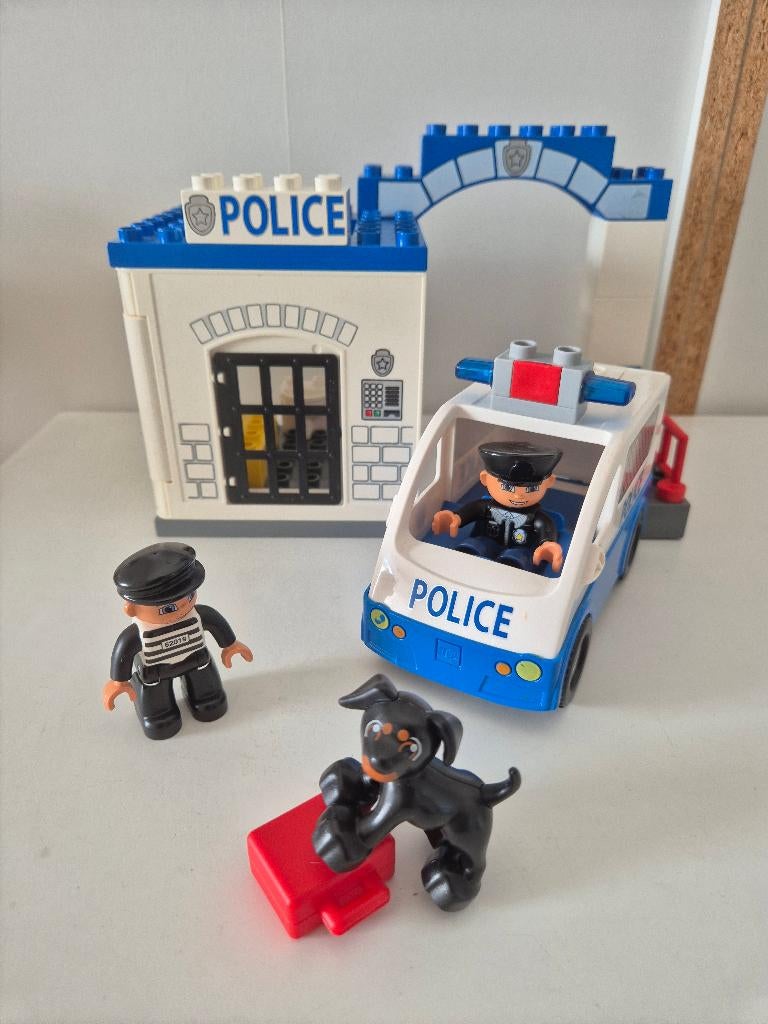 Duplo Ville Politiebureau - 5602, Kinderen en Baby's, Speelgoed | Duplo en Lego, Overige thema's, Ophalen of Verzenden, Zo goed als nieuw