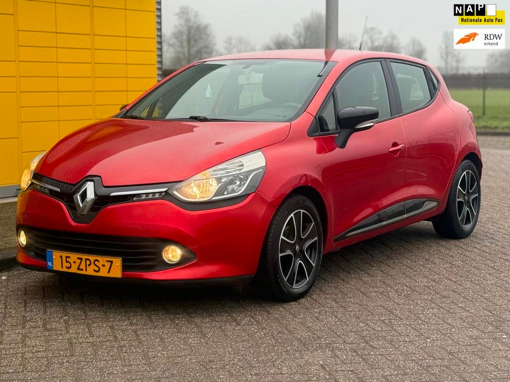 Renault Clio 0.9 TCe Night & Day Bj 2013 Airco Navigatie Pdc, Voorwielaandrijving, 540 kg, 23 km/l, Handgeschakeld